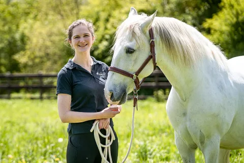 equi-art-Reitkunst-Trainerin-Renee-Reifenrath-s